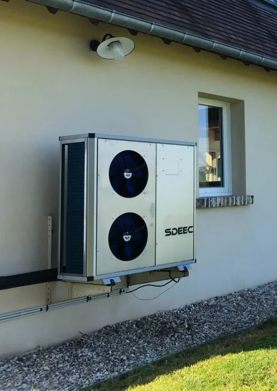 Pompe à chaleur SDEEC Saint-Étienne-la-Thillaye